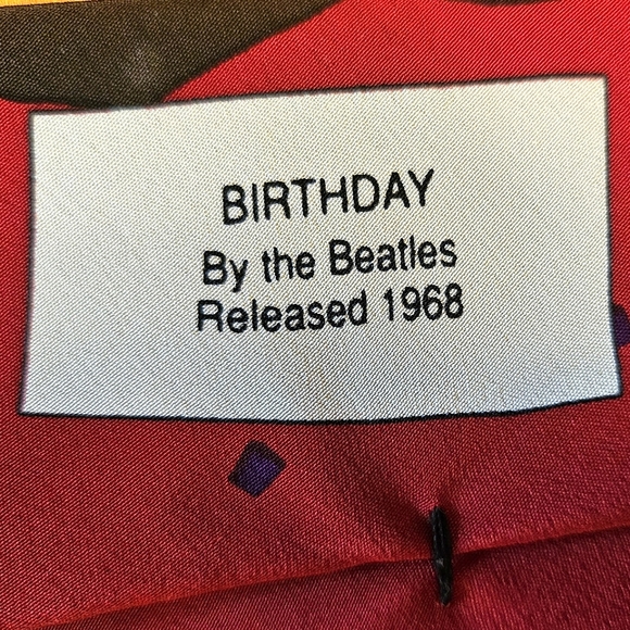 BIRTHDAY BY THE BEATLES 1968 Apple Corps Limited SILK TIE - Picture 4 of 7